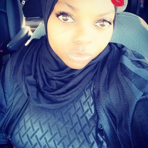 Meet your Posher, Aisha